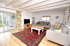 Living room- click for photo gallery